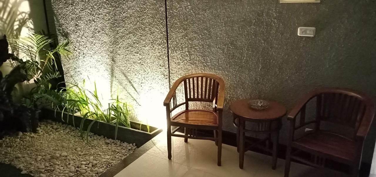 Peta Hostel Bandung Exterior photo