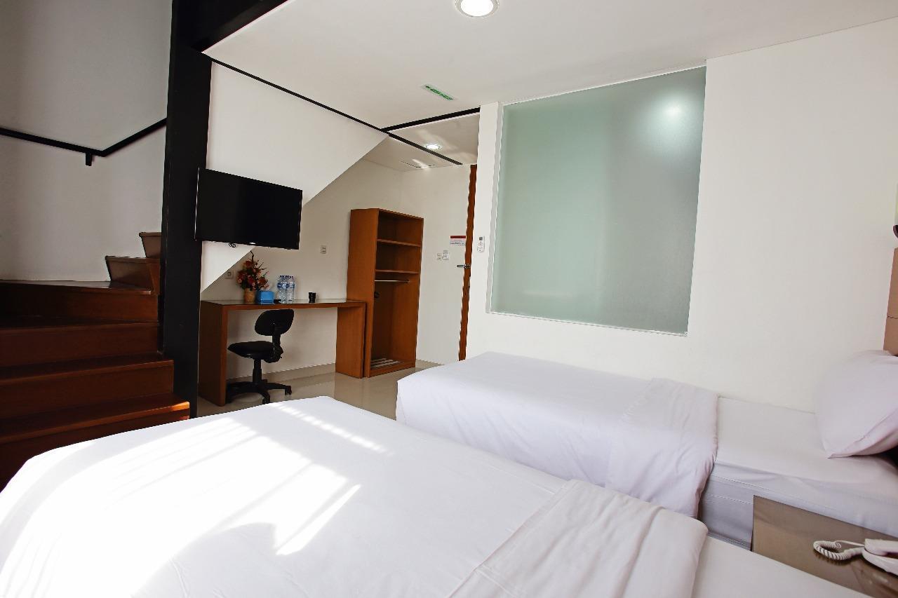 Peta Hostel Bandung Exterior photo
